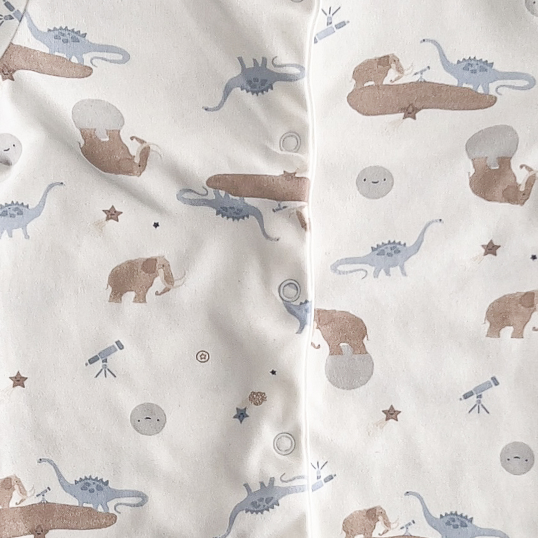 BROWN ANIMAL PATTERNED SLEEPSUIT