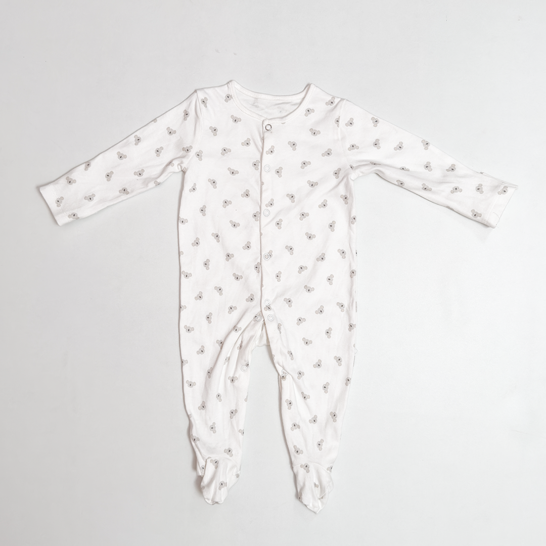 ANIMAL PRINTED WHITE SLEEPSUIT