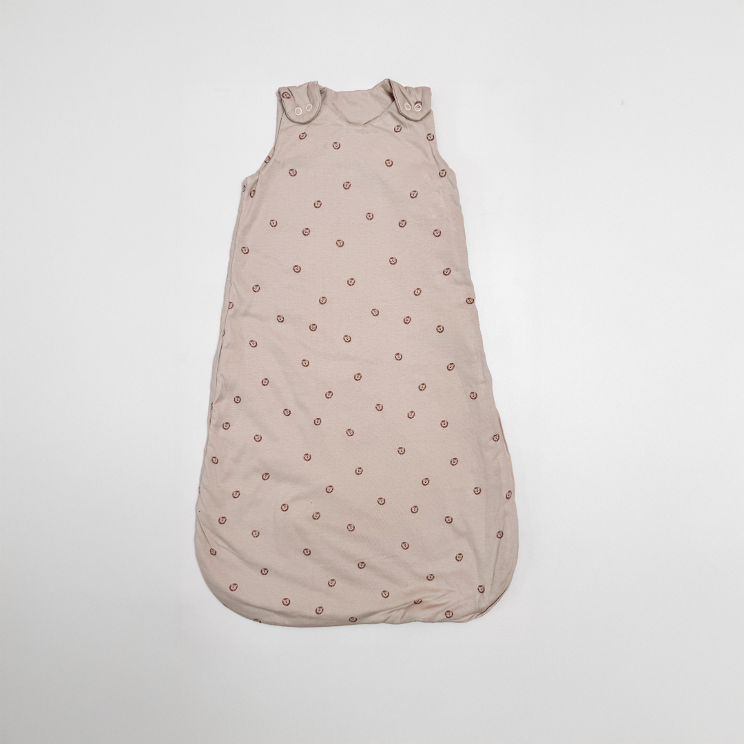 BROWN LION PRINTED SLEEPING BAG