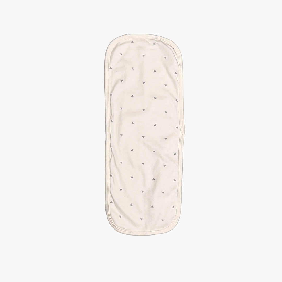 OFF WHITE TRIANGLE PRINT BURP CLOTH