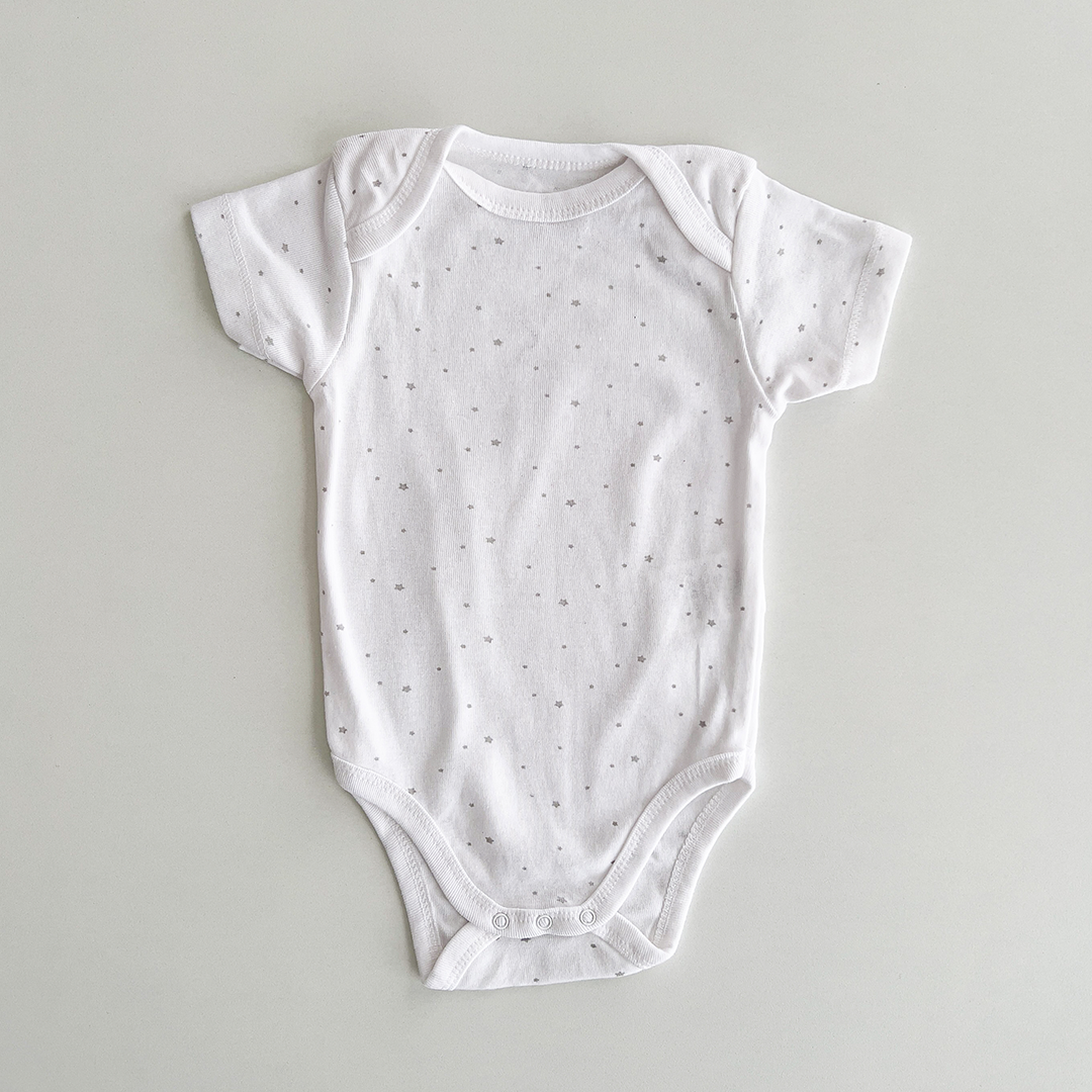 grey star printed onesie