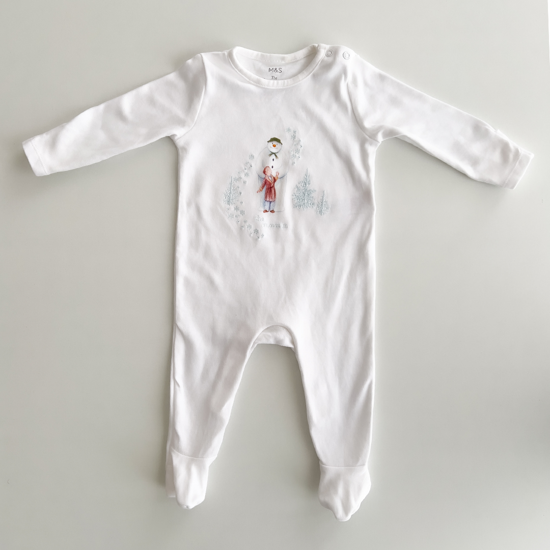 WHITE SNOWMAN SLEEPSUIT