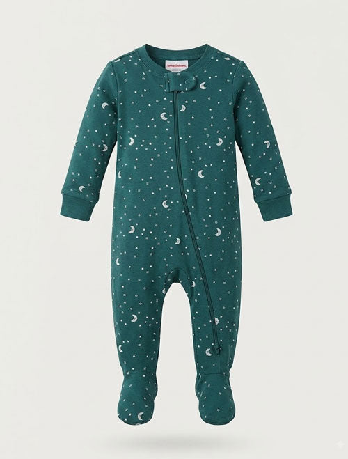 Green star printed zipper sleepsuit