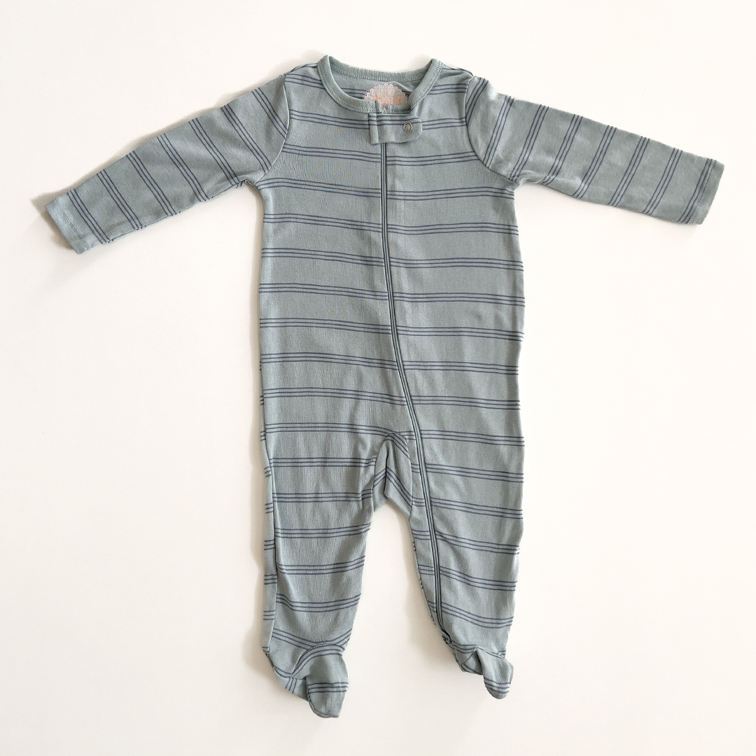 BLUE GREY STRIPED SLEEPSUIT