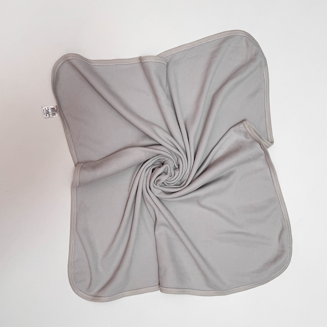 GREY KNITTED SWADDLE