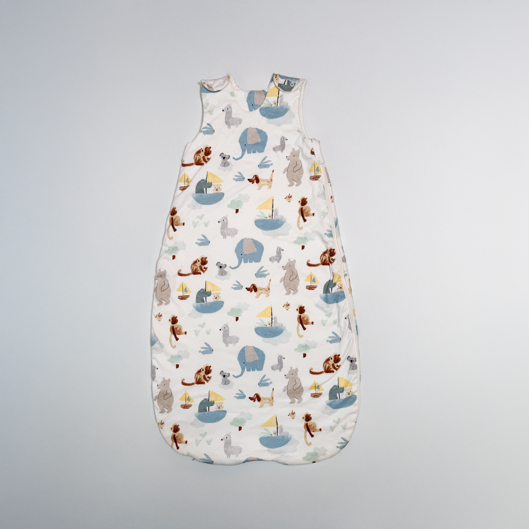 ANIMAL PRINTED SLEEPING BAG