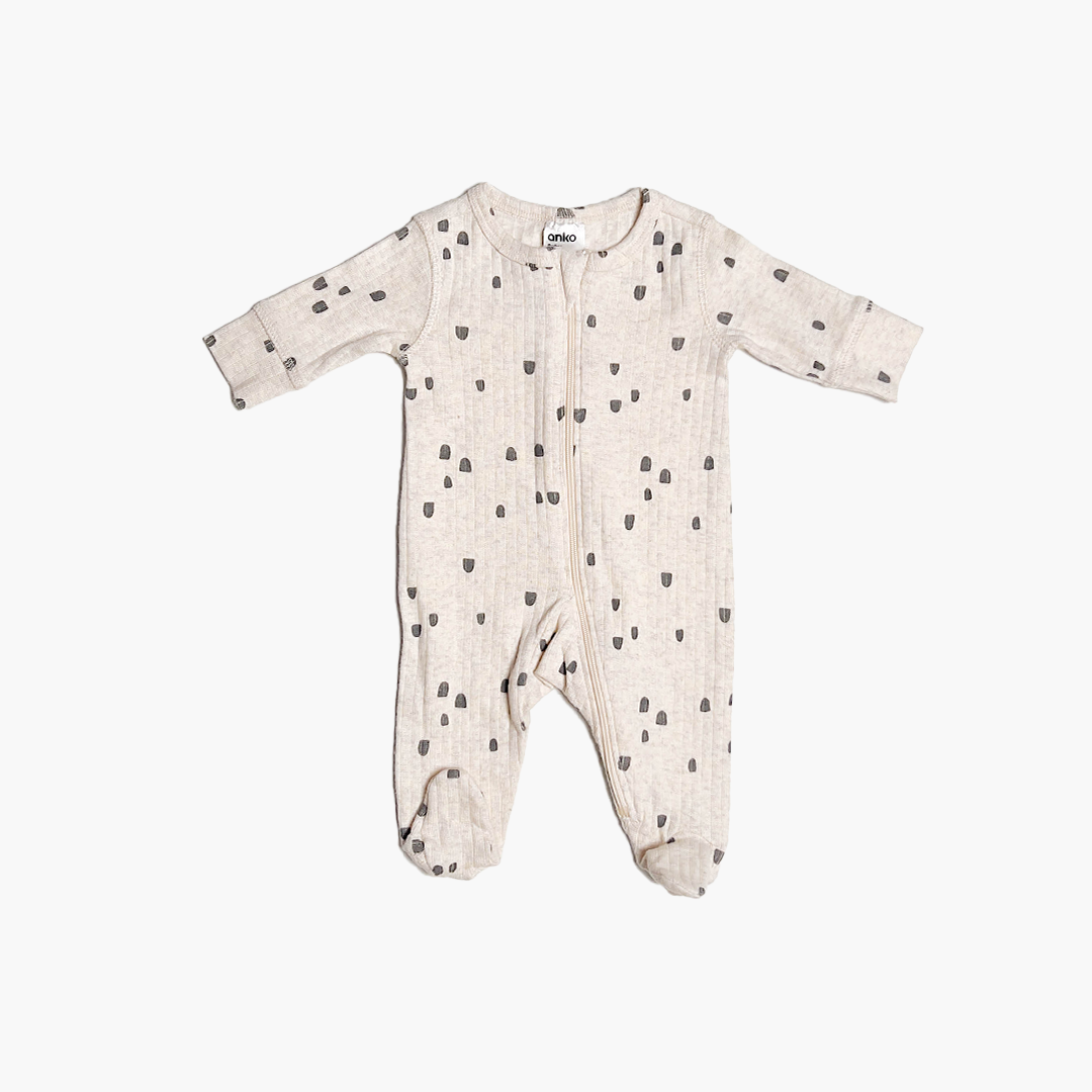 BEIGE BLACK PATTERNED ZIPPER SLEEPSUIT