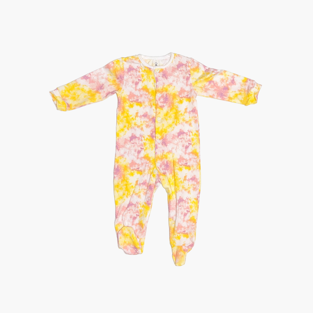 YELLOW DYED SLEEPSUIT