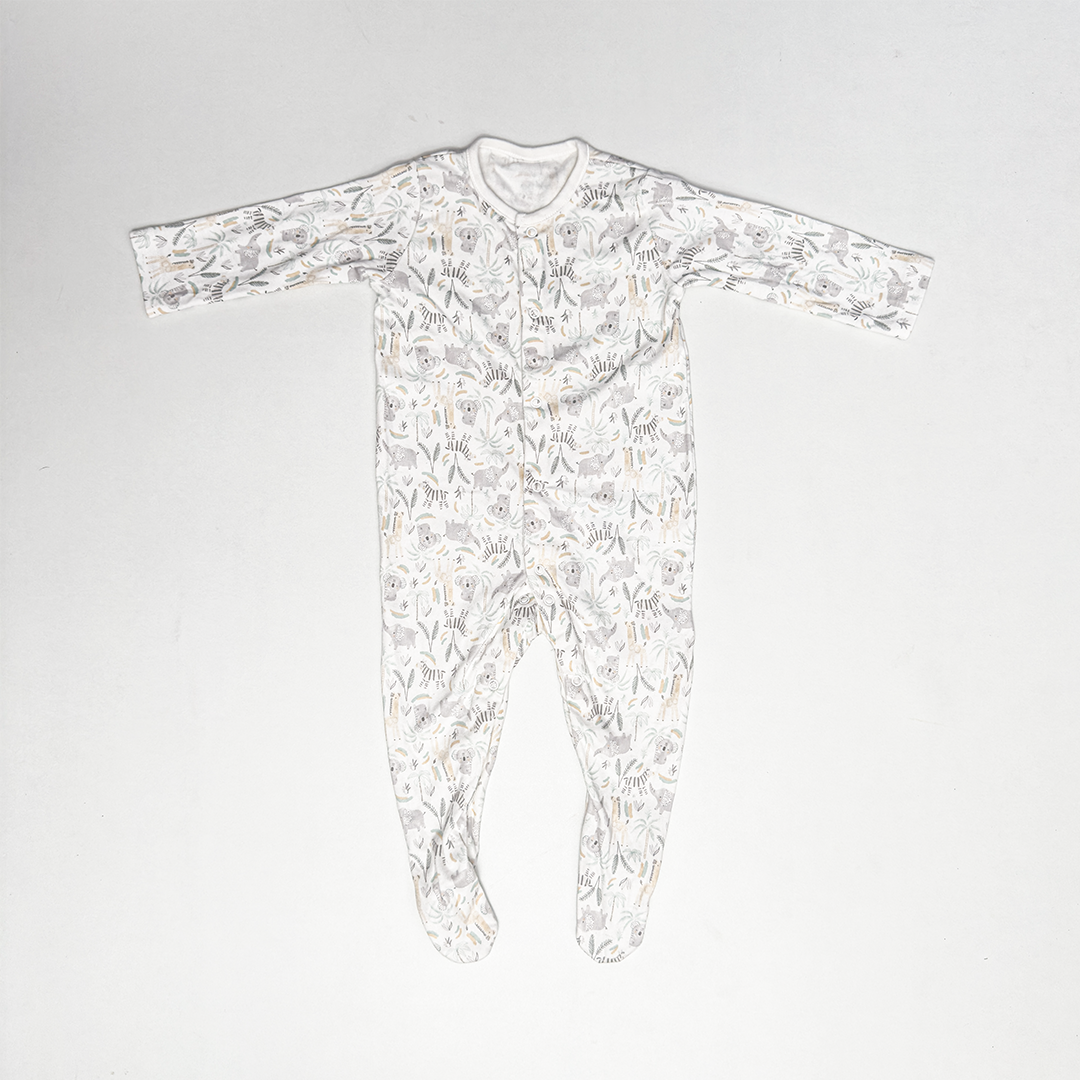 WHITE ANIMAL PRINTED SLEEPSUIT