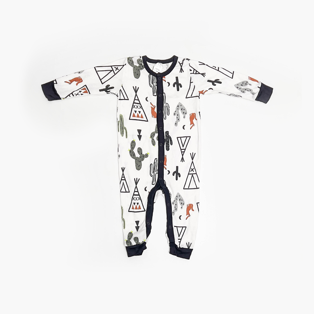 BLACK AND WHITE PRINTED ROMPER