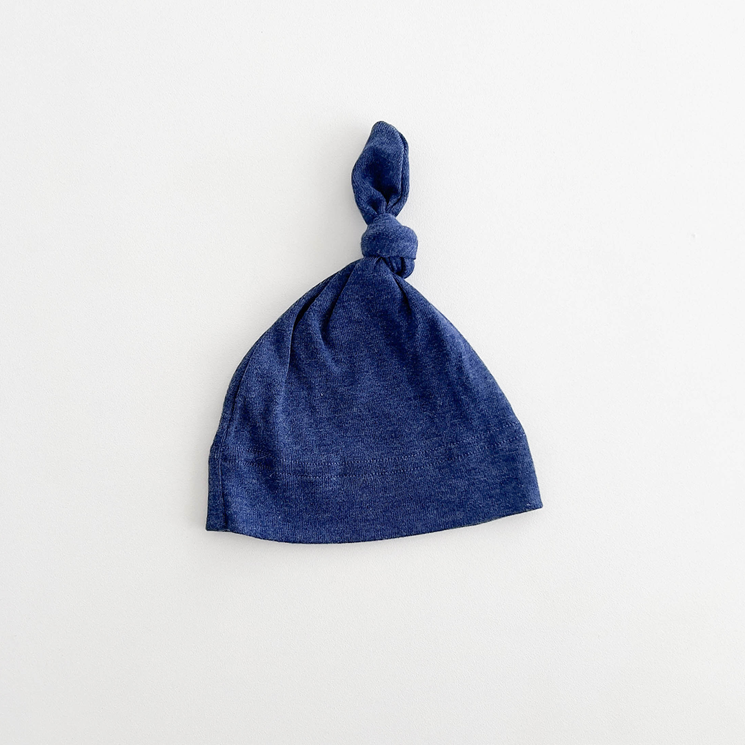 BLUE KNOTED CAP