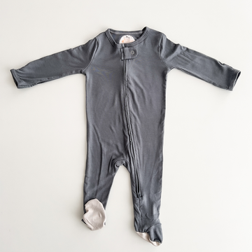 GREY PLAIN SLEEPSUIT