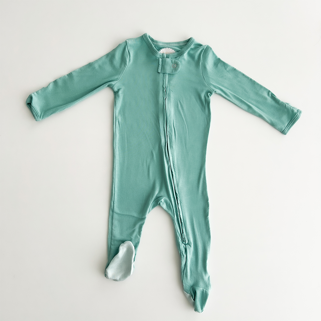 AQUA GREEN COLURED SLEEPSUIT