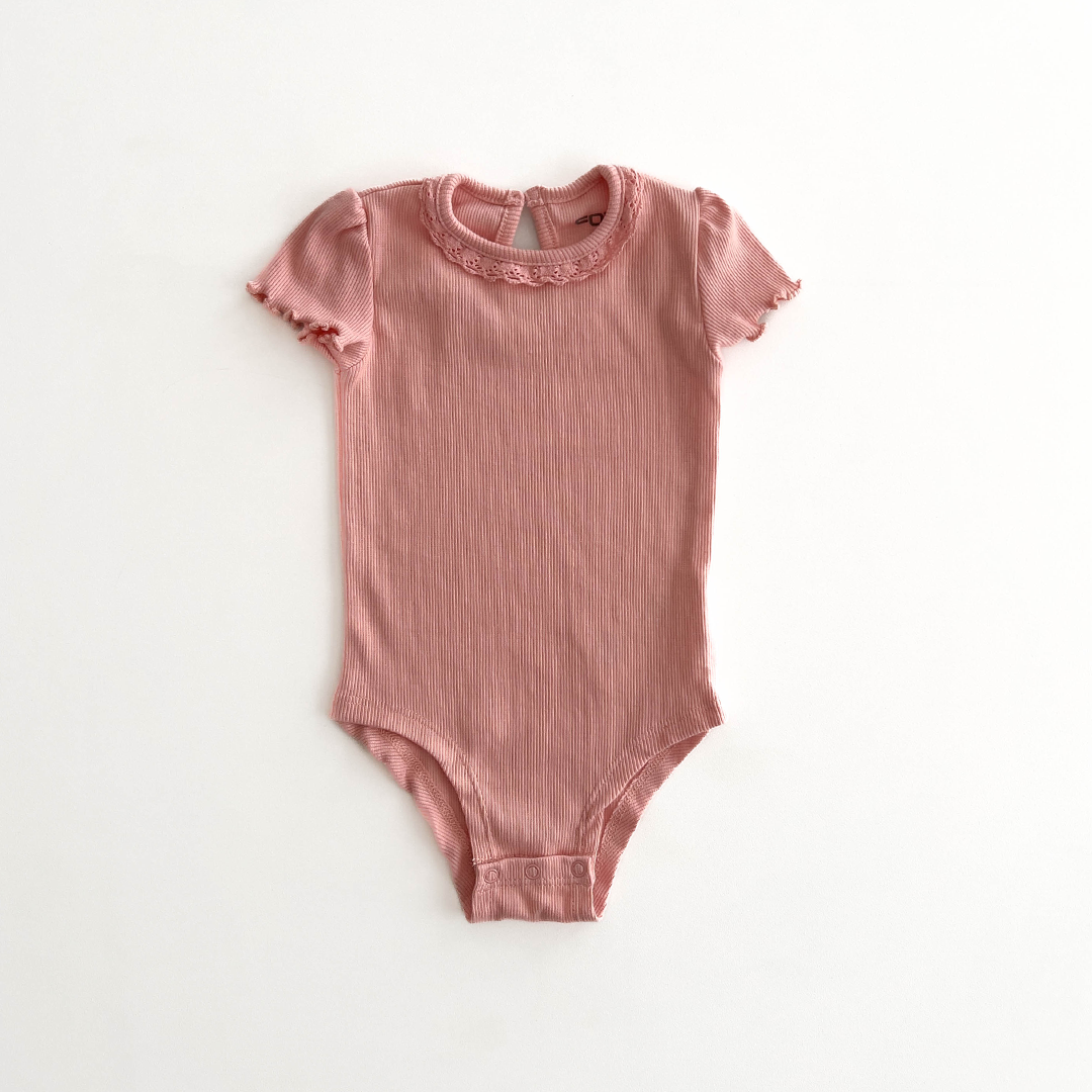 PEACH RIBBED ONESIE