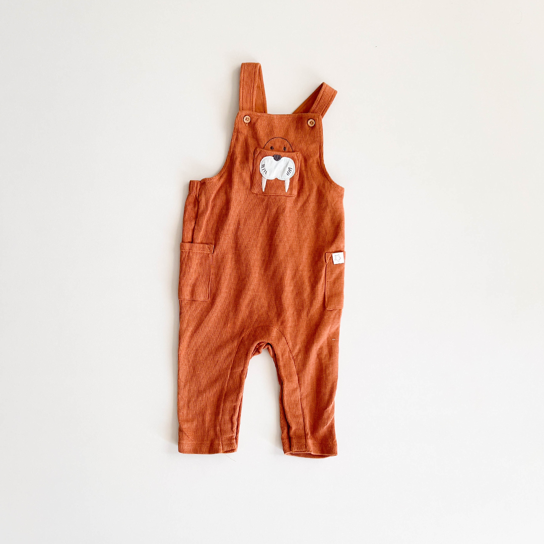 BROWN KNITTED DUNGAREE