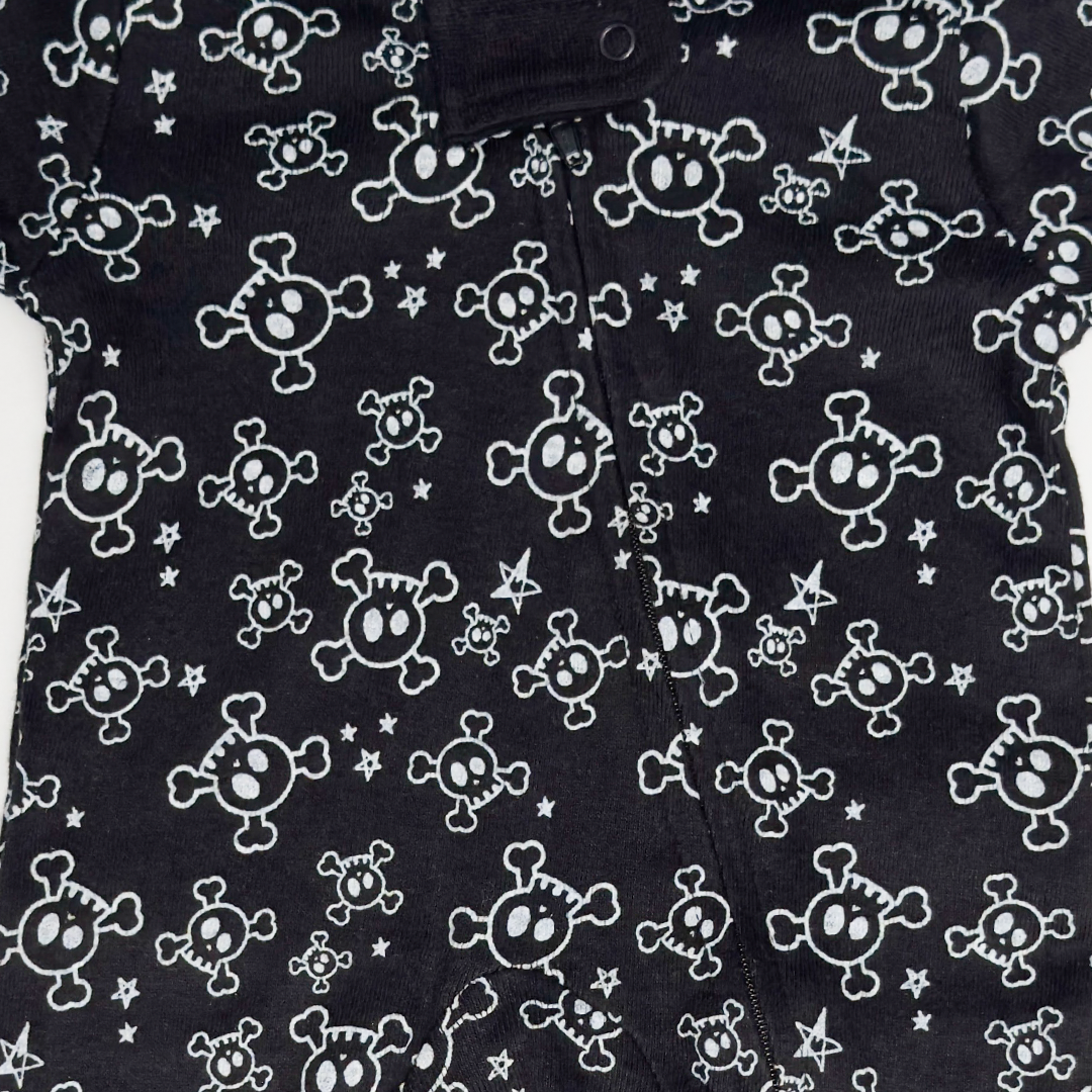 BLACK PRINTED ZIPPER SLEEPSUIT