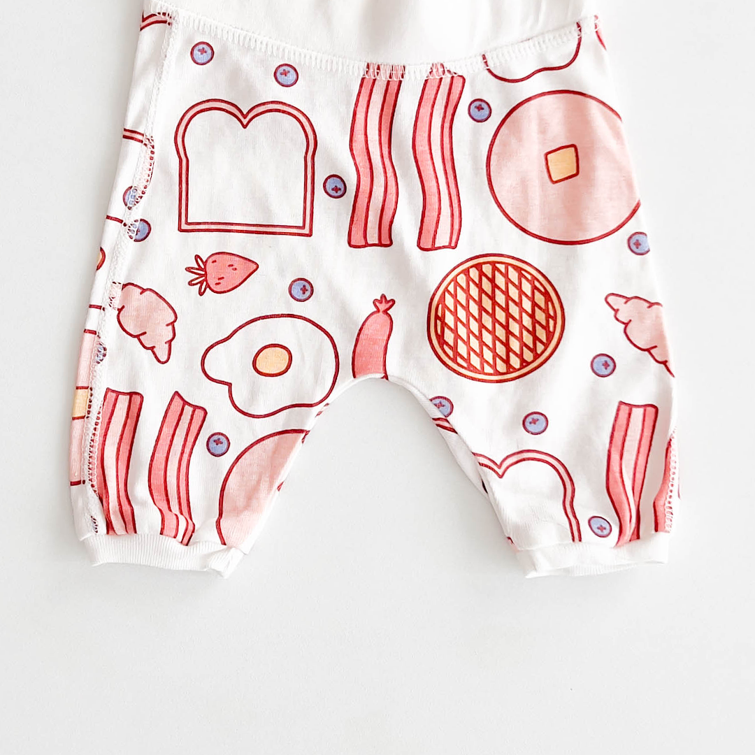 WHITE PATTERNED PANTS