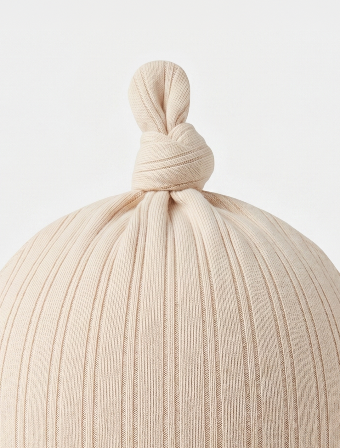 BEIGE RIBBED KNOT CAP