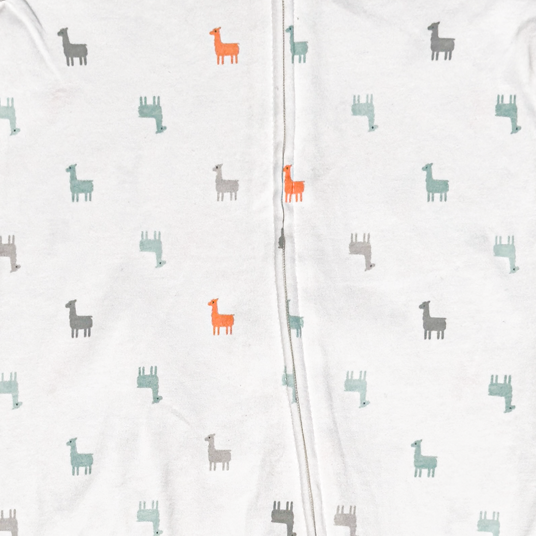 WHITE LLAMA PRINTED SLEEPSUIT
