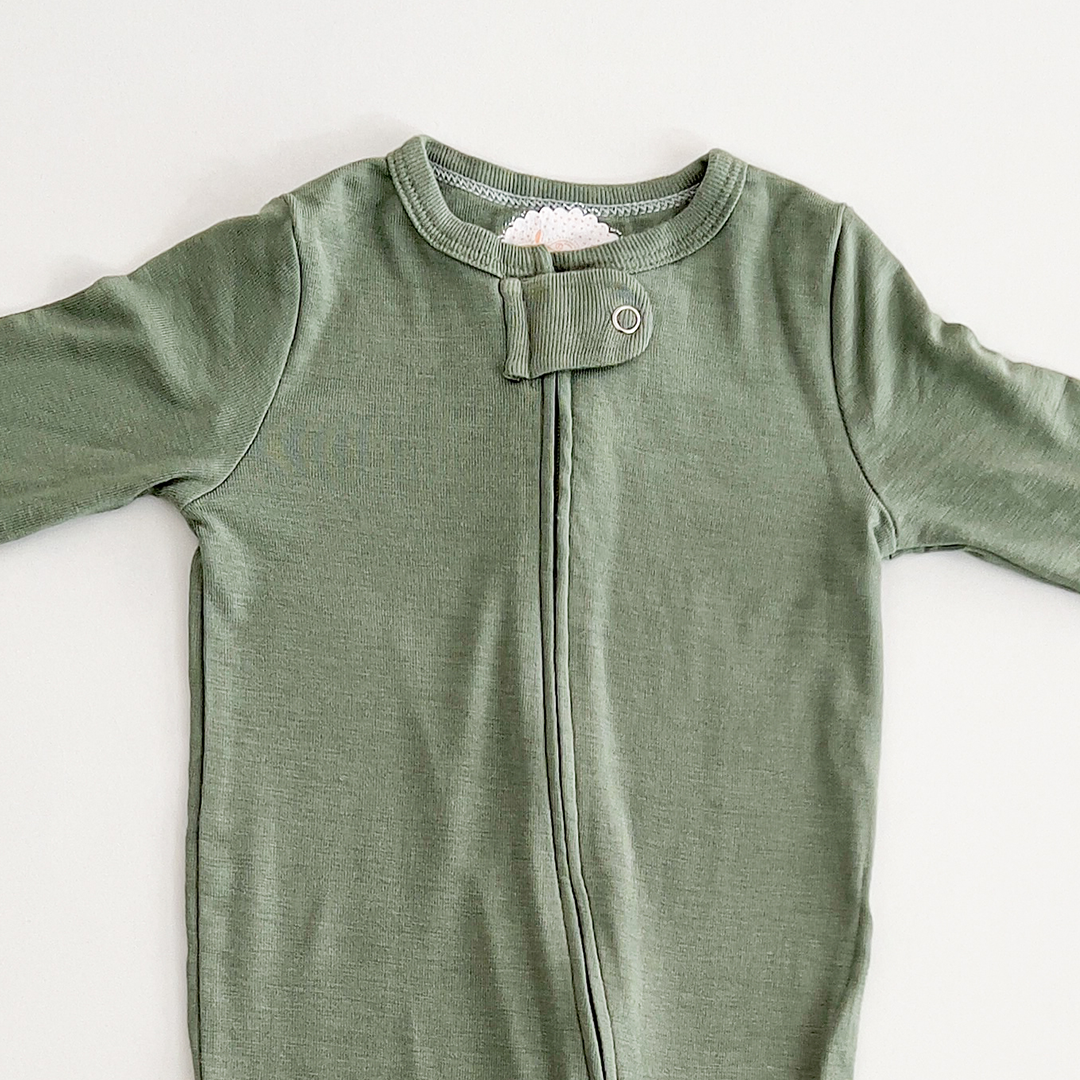 PLAIN OLIVE GREEN SLEEPSUIT