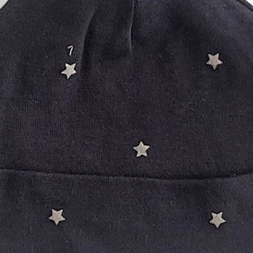 BLACK STAR PRINT CAP