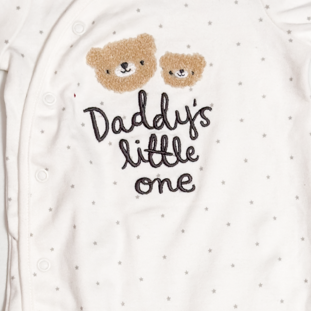 BEAR WHITE STAR PRINTED SLEEPSUIT