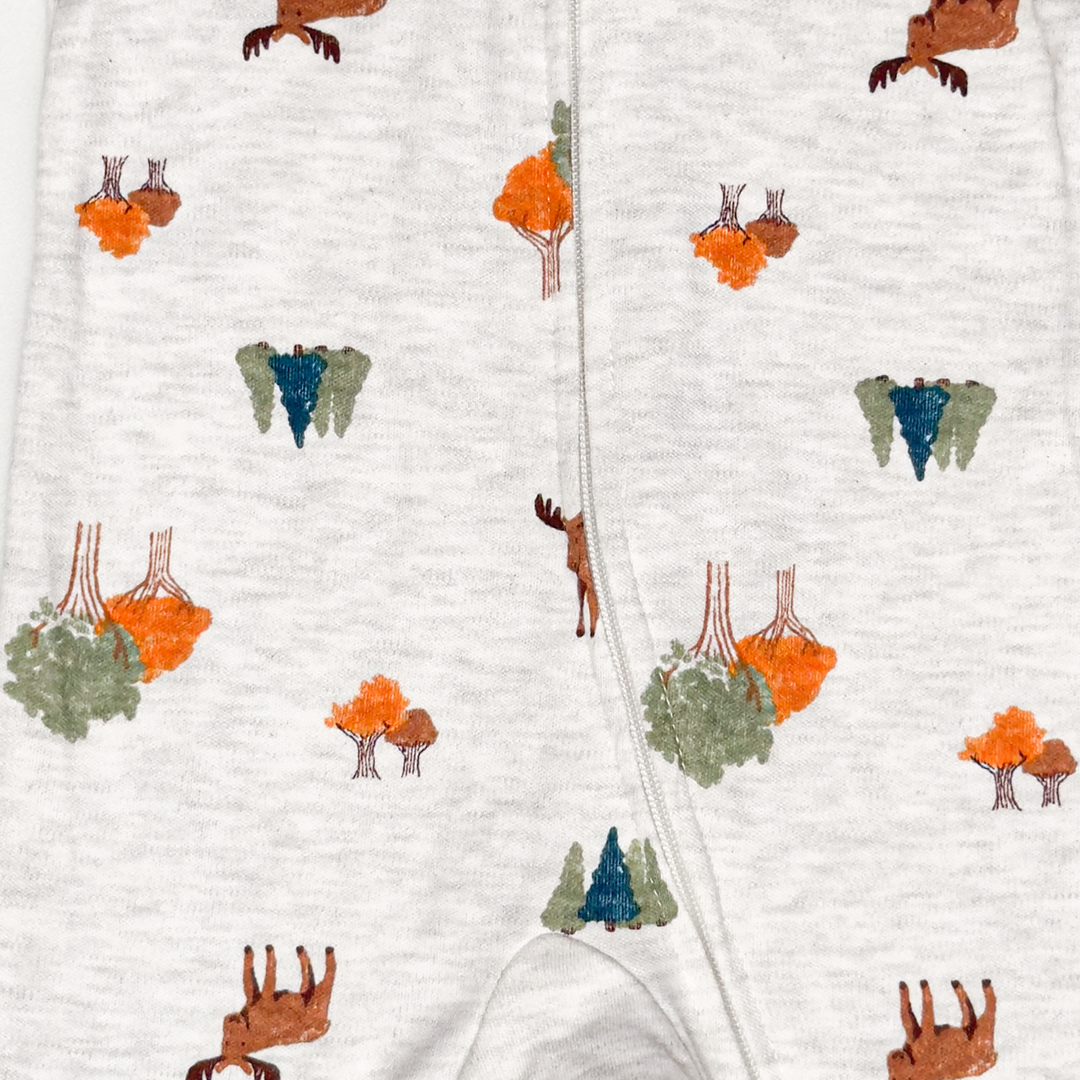 GREY DEER PRINTED SLEEPSUIT