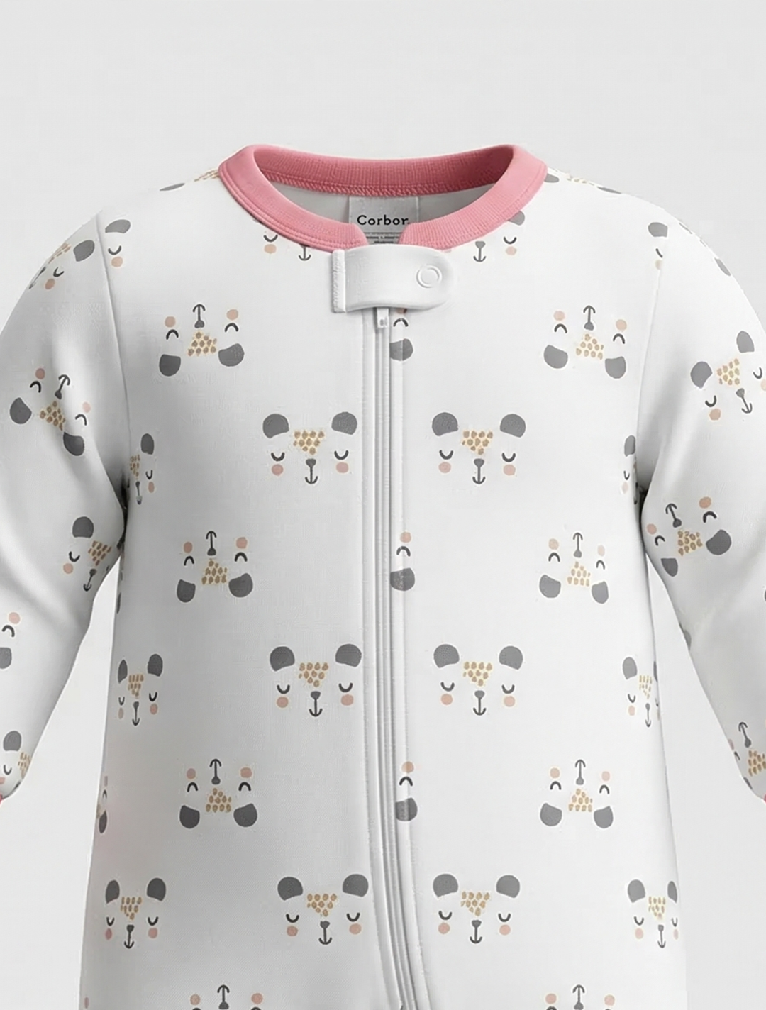WHITE FACE PATTERNED SLEEPSUIT