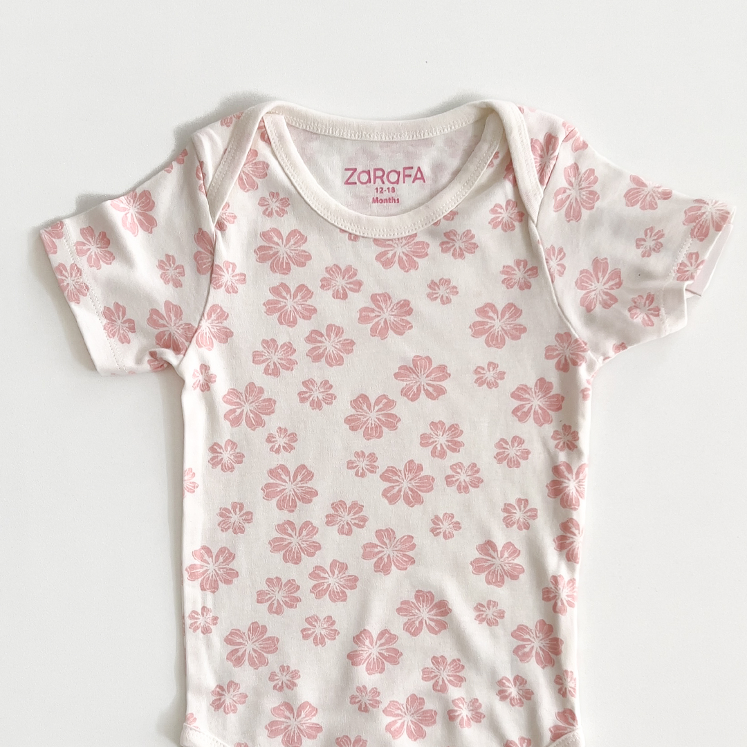 PINK FLORAL PRINT ONESISE