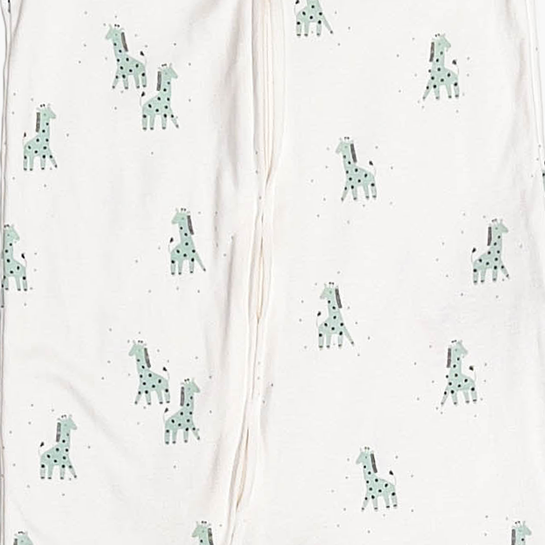 GIRAFFE PATTERNED ZIPPER SLEEPSUIT