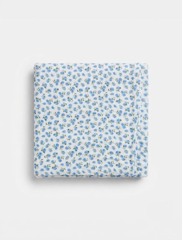 Blue Blossom – Muslin Swaddle