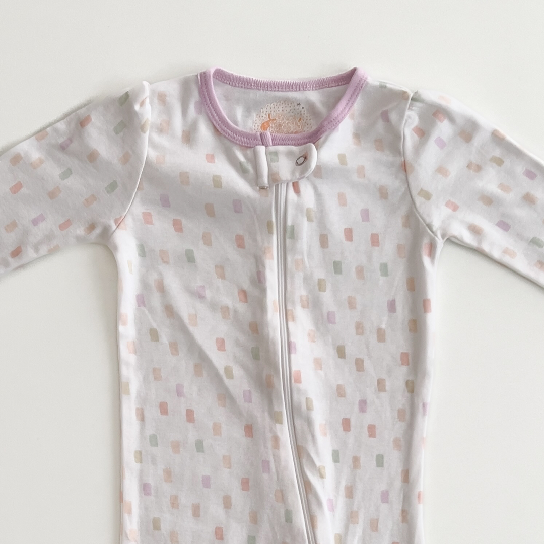 LAVENDER PATTERNED SLEEPSUIT