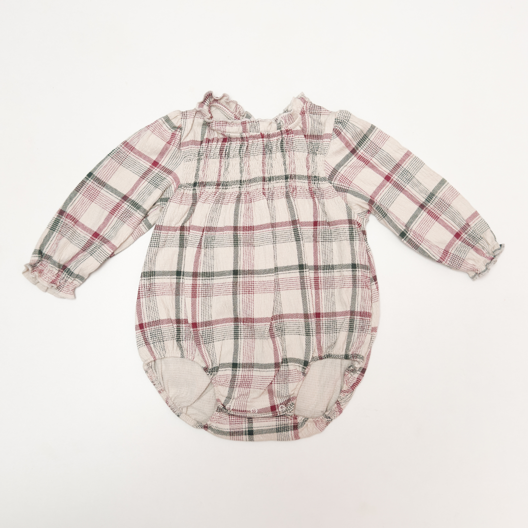 BEIGE CRINKLED CHECK ONESIE