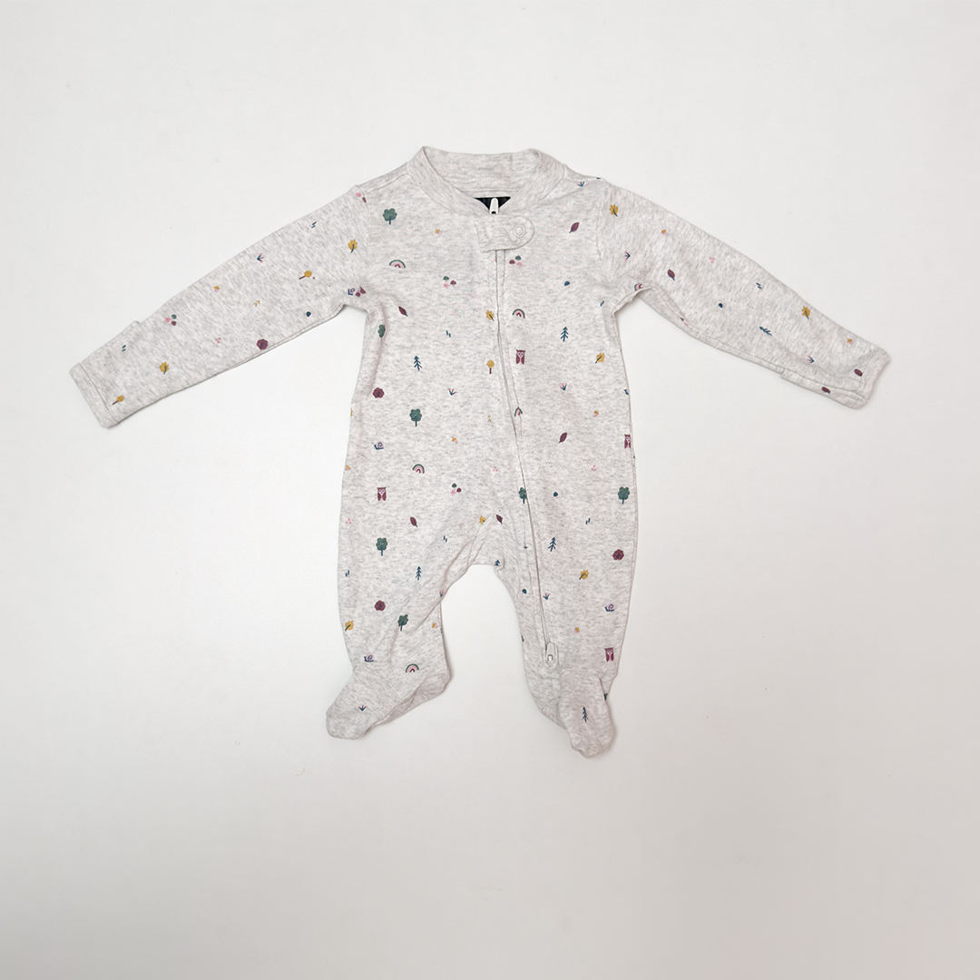 GREY PRINTED ZIPPER SLEEPSUIT