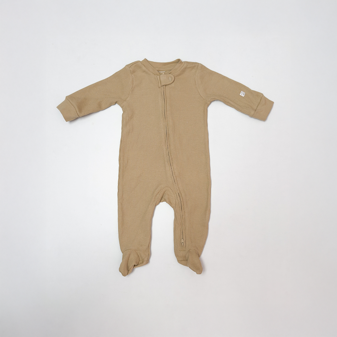 COOKEI BROWN KNITTED ZIPPER SLEEPSUIT