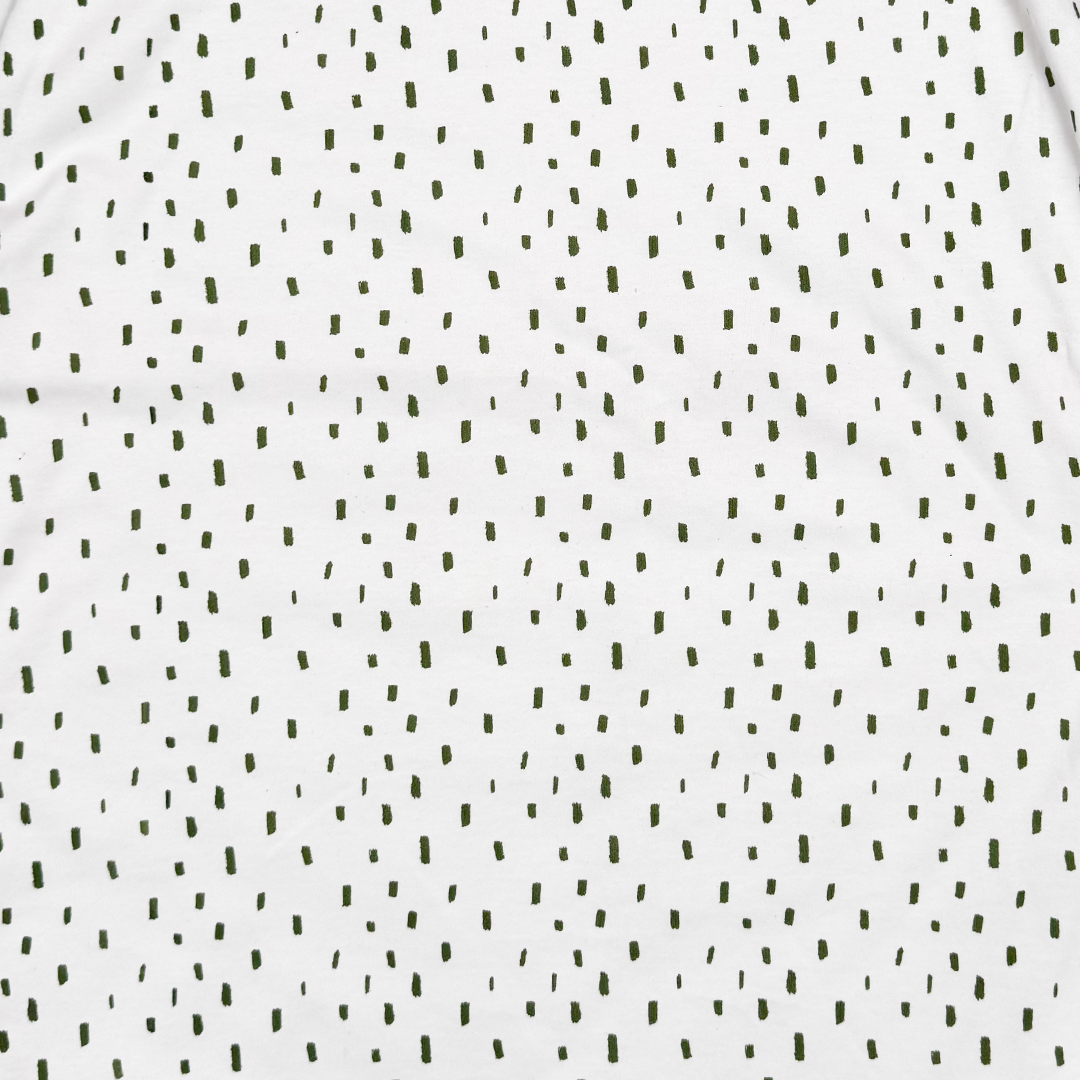 GREEN PATTERNED GIRAFFE SLEEPING BAG