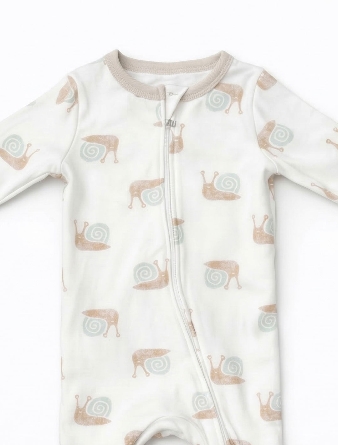 WHITE PRINTED ZIPPER VISCOUS SLEEPSUIT