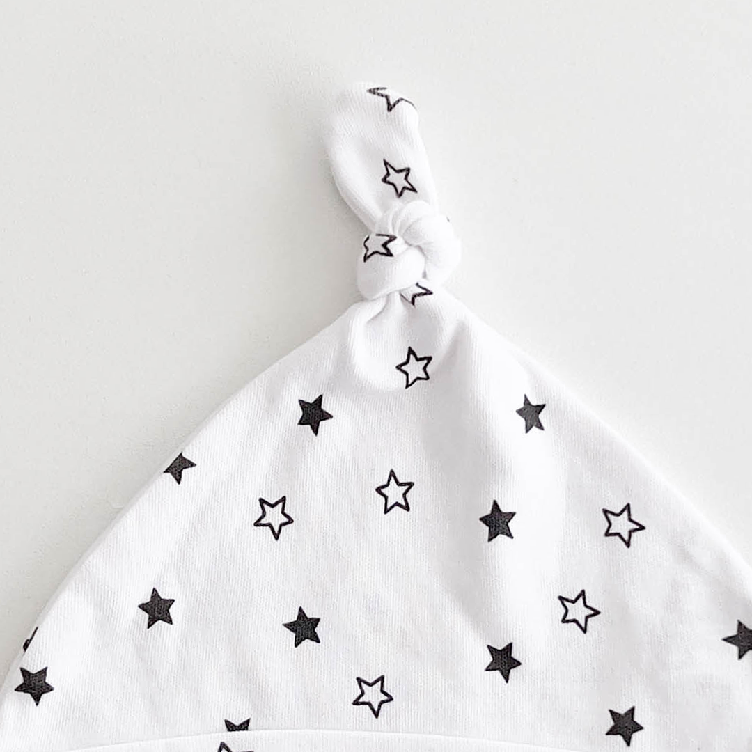 BLACK STAR PRINTED CAP
