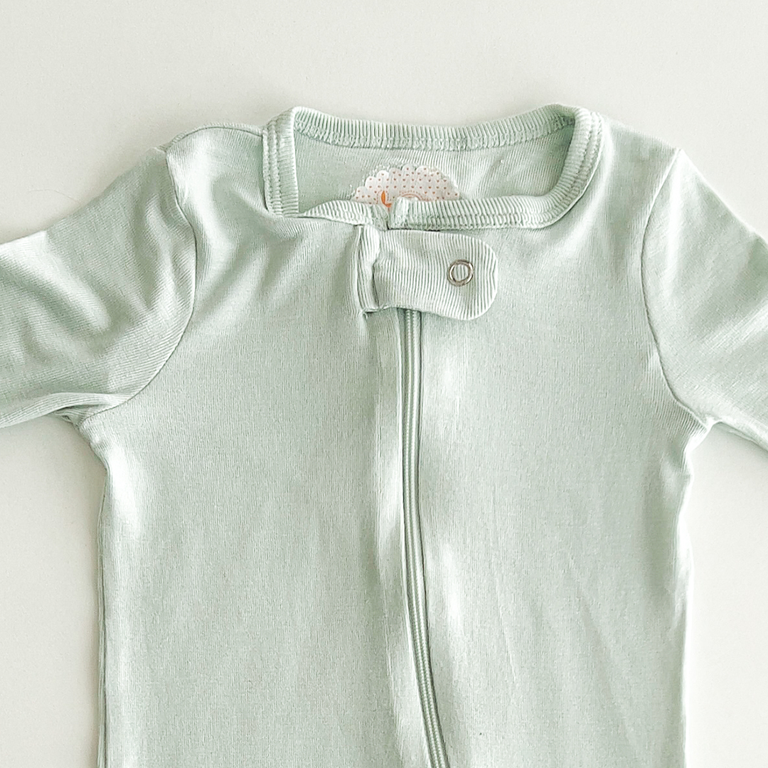MINT GREEN PLAIN SLEEPSUIT