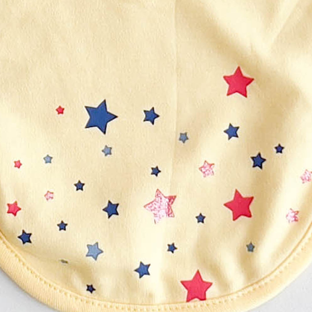 YELLOW STAR PRINT BIB