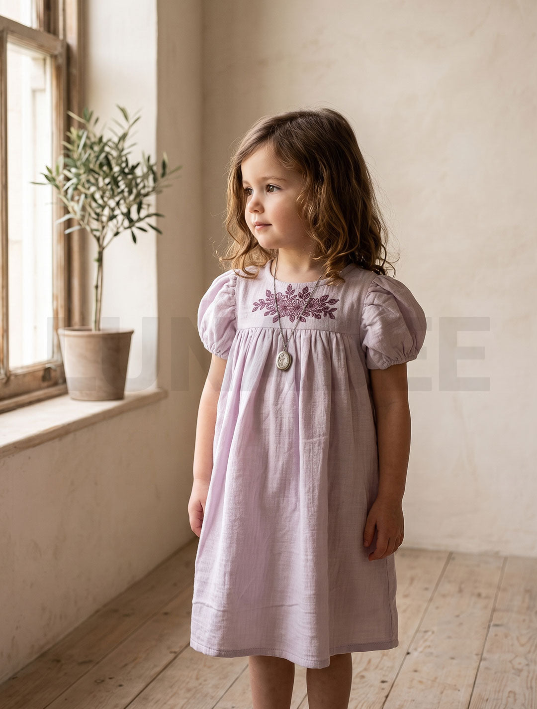 Lavender floral embroidered puff sleeve dress