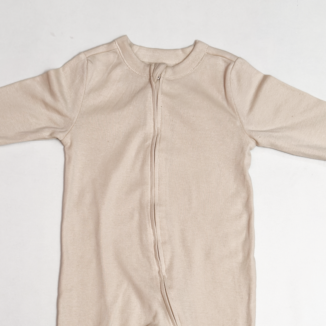 BEIGE ZIPPER SLEEPSUIT