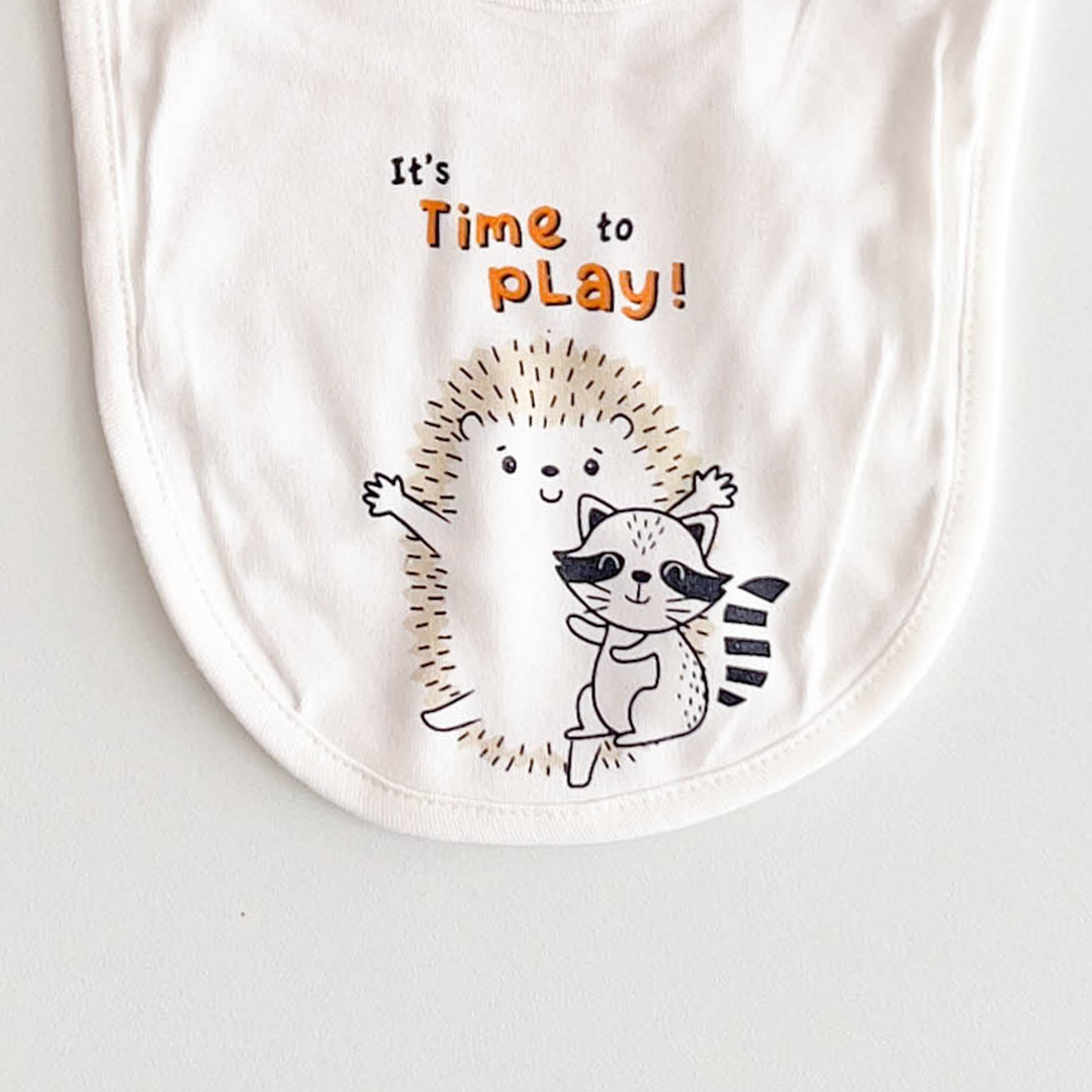 WHITE PRINTED ROUND BIB