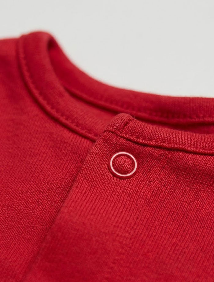Red button sleep suit