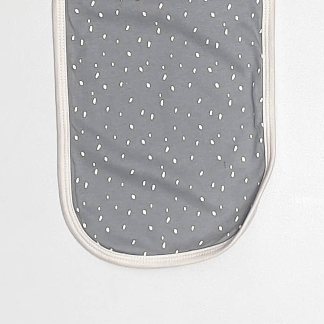 GREY PATTERNED BURP CLOTH