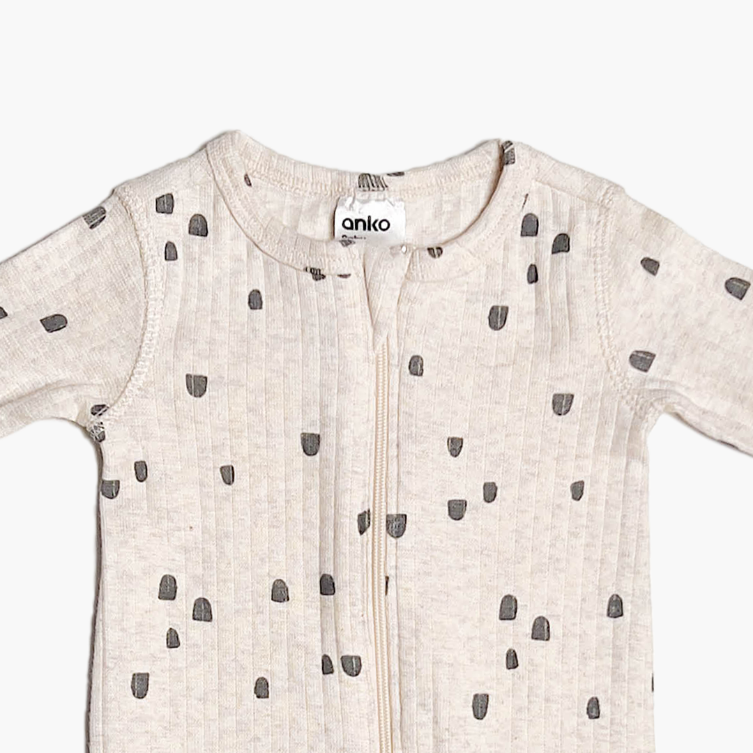 BEIGE BLACK PATTERNED ZIPPER SLEEPSUIT