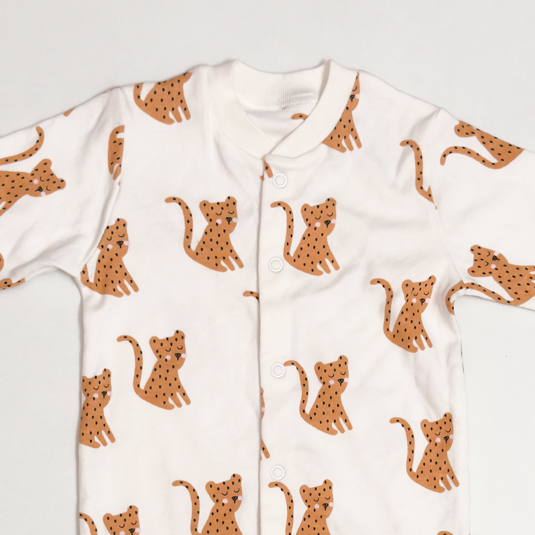 ANIMAL PRINTED BUTTON SLEEPSUIT
