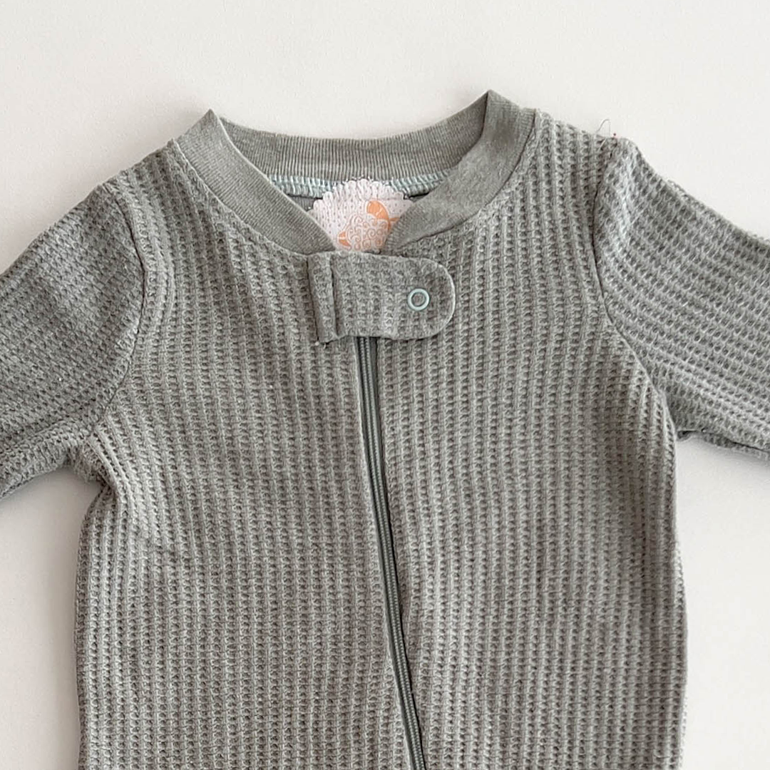 GREEN KNIT SLEEPSUIT