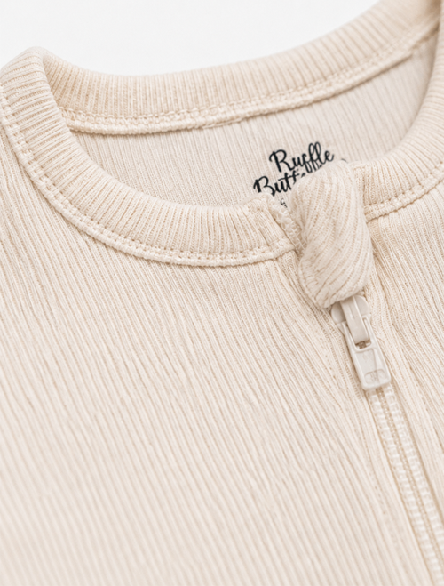 Off white ribbed zipper sleepsuit