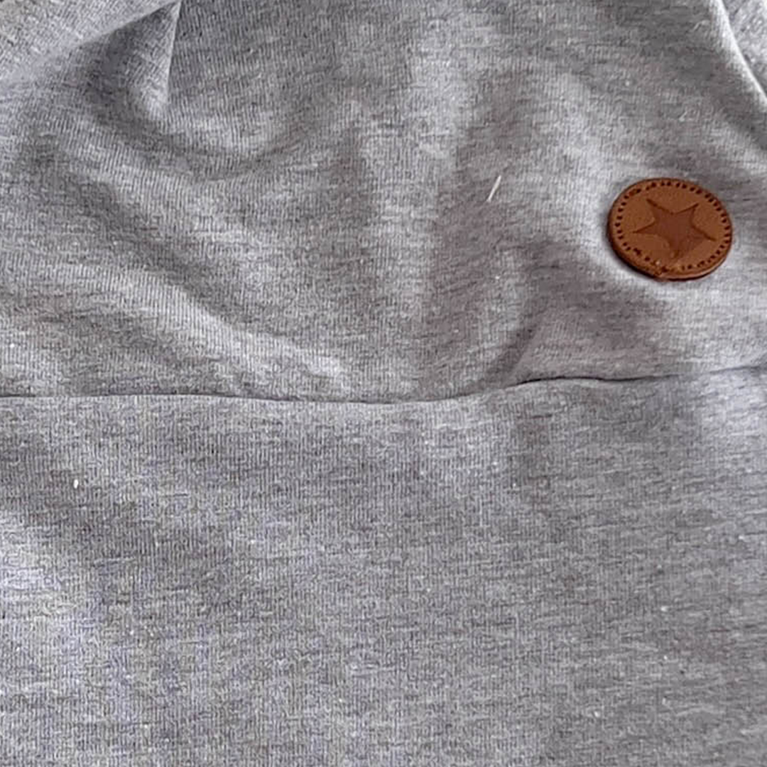 GREY COTTON CAP WITH KNOT